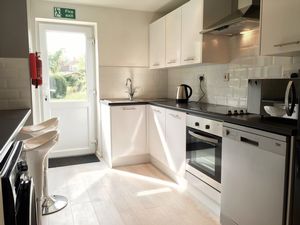 Photo 7- click for photo gallery